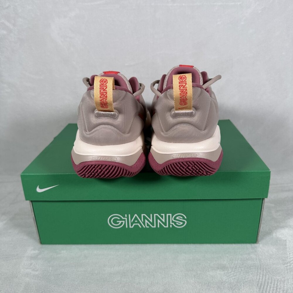 Nike Giannis Immortality 3 Athletic Shoes Men Size 11 Lace-Up DZ7533-200 NWB - Picture 5 of 9